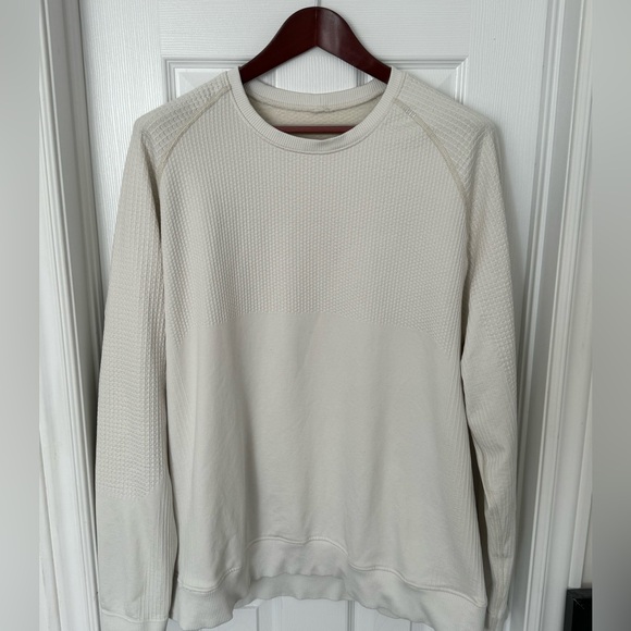 Lululemon men’s Engineered warmth long sleeve crew XXL colour is Bone. - Picture 5 of 7